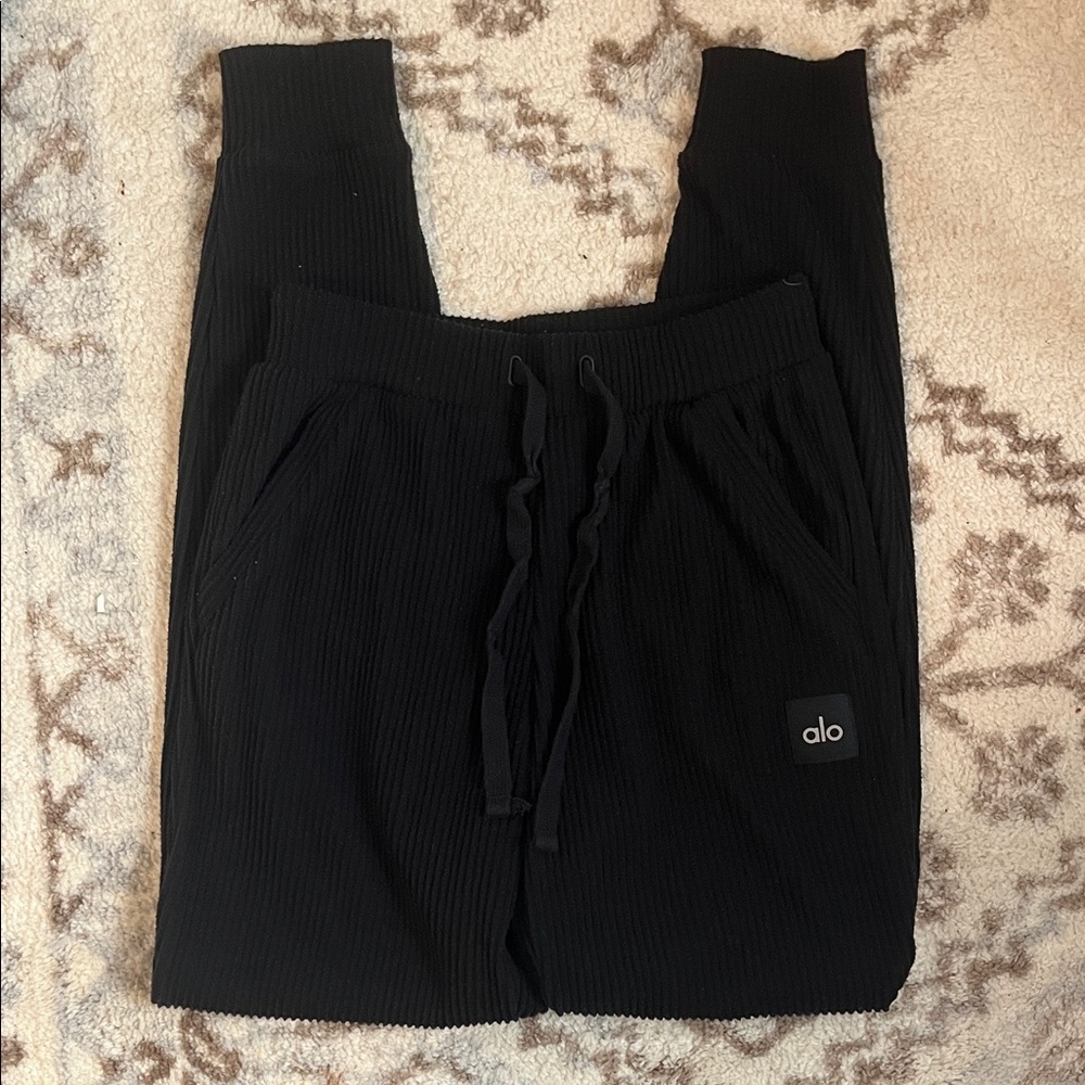 ALO Yoga Black Ribbed Jogger Track Pants
